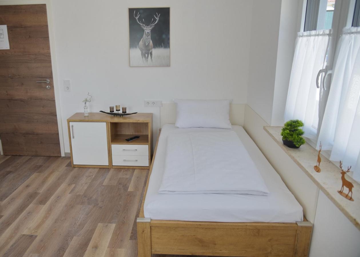 Boardinghouse Jungwirth-Wohnzeit Hotell Demling Exteriör bild